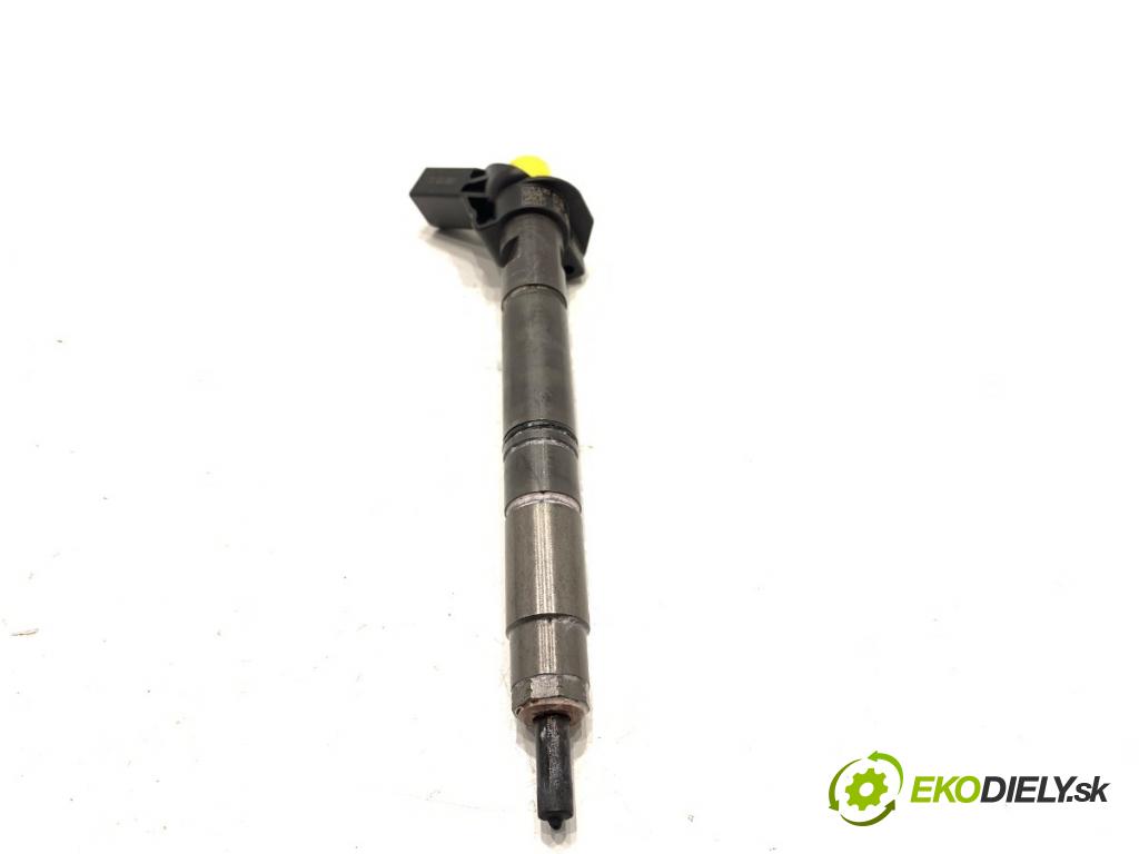 AUDI A6 C7 Kombi 2016 200 kW 3.0 TDI quattro 2967 vstřikovač 059130277FC (Vstřikovač paliva)