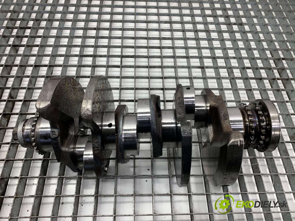 AUDI A6 C7 Kombi 2016 200 kW 3.0 TDI quattro 2967 kardaň hřídel KORBOVÝ: 059019CF CRTD (Blok motoru ostatní)