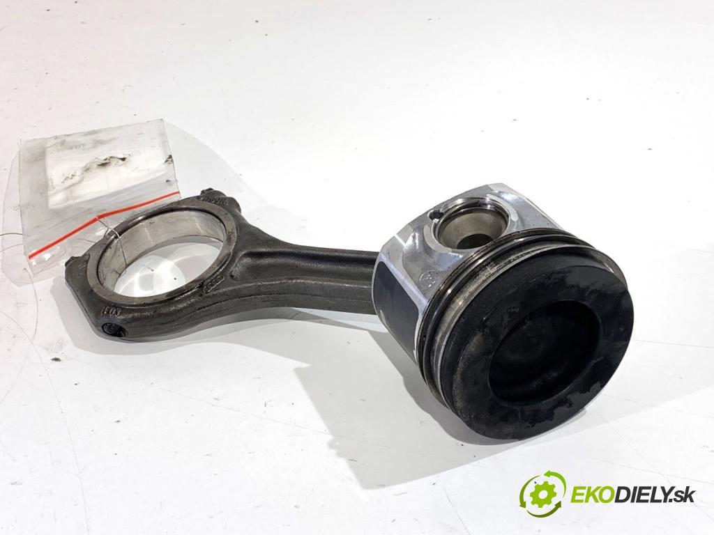 AUDI A6 C7 Kombi 2016 200 kW 3.0 TDI quattro 2967 PÍST: ojnice 059H (Píst)