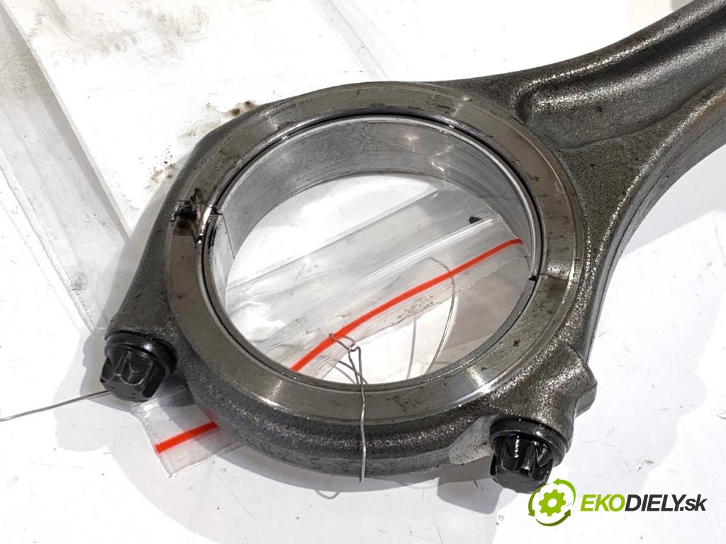 AUDI A6 C7 Kombi 2016 200 kW 3.0 TDI quattro 2967 PÍST: ojnice 059H (Píst)