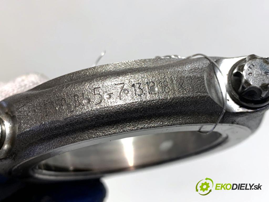 AUDI A6 C7 Kombi 2016 200 kW 3.0 TDI quattro 2967 PÍST: ojnice 059H (Píst)