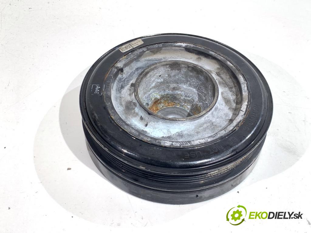 AUDI A6 C7 Kombi 2016 200 kW 3.0 TDI quattro 2967 kolo kolová hřídele 059105251CJ (Remenice)