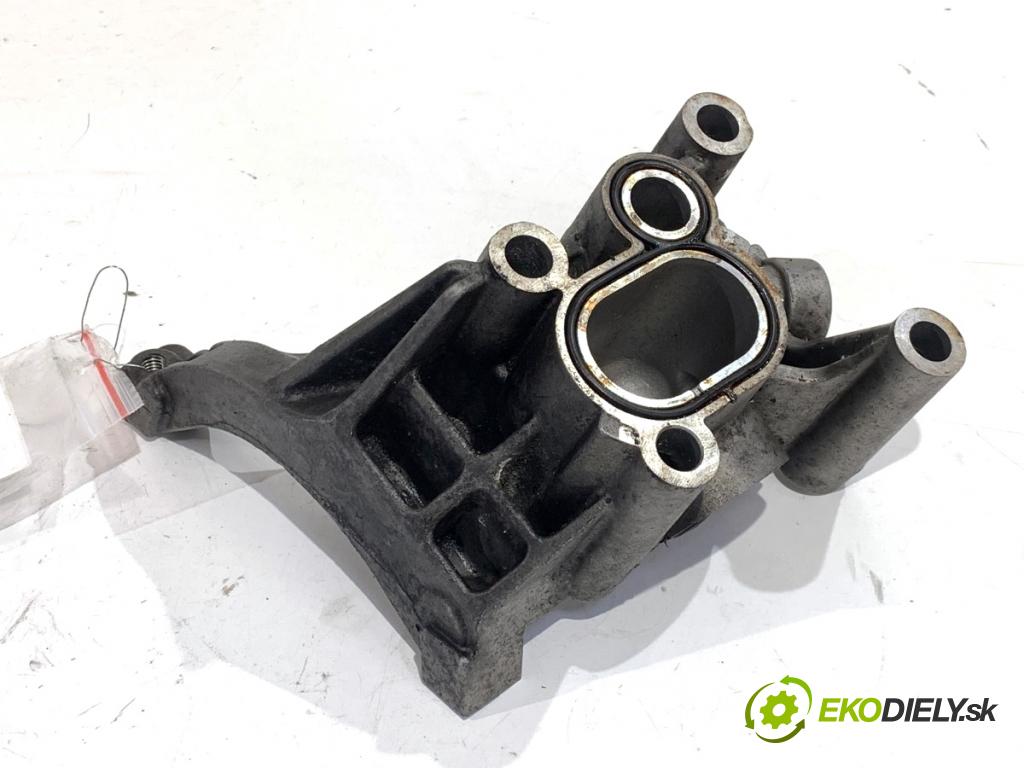 AUDI A6 C7 Kombi 2016 200 kW 3.0 TDI quattro 2967 Držiak pumpy servočerpadlo 059145169BM