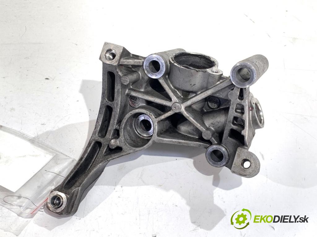 AUDI A6 C7 Kombi 2016 200 kW 3.0 TDI quattro 2967 Držiak pumpy servočerpadlo 059145169BM