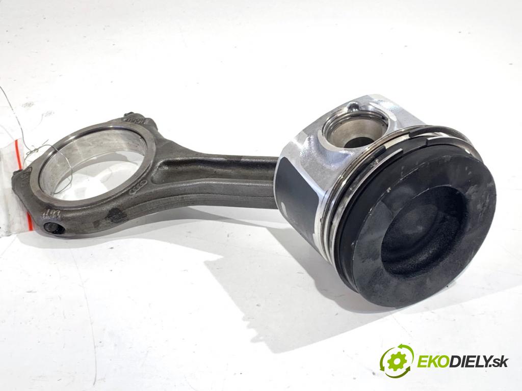 AUDI A6 C7 Kombi 2016 200 kW 3.0 TDI quattro 2967 PÍST: ojnice 059H (Píst)