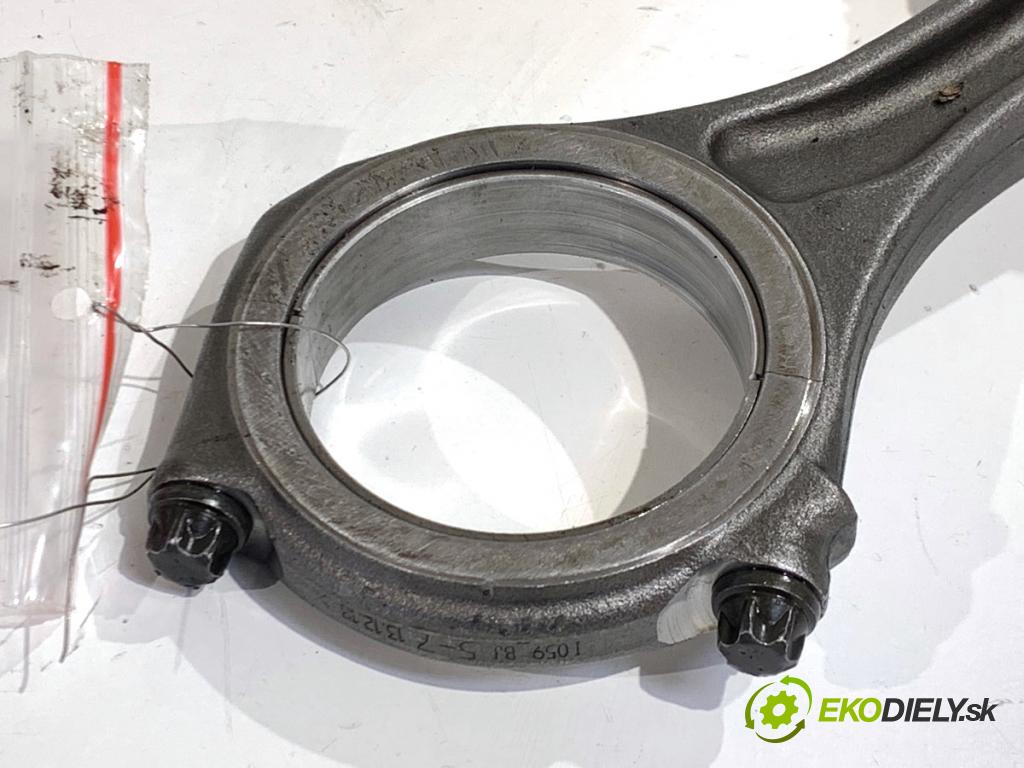 AUDI A6 C7 Kombi 2016 200 kW 3.0 TDI quattro 2967 PÍST: ojnice 059H (Píst)