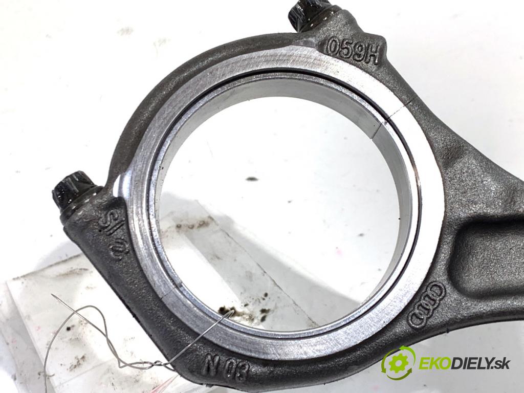 AUDI A6 C7 Kombi 2016 200 kW 3.0 TDI quattro 2967 PÍST: ojnice 059H (Píst)