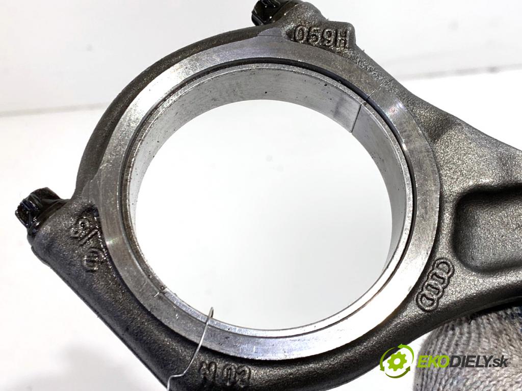 AUDI A6 C7 Kombi 2016 200 kW 3.0 TDI quattro 2967 PÍST: ojnice 059H (Píst)