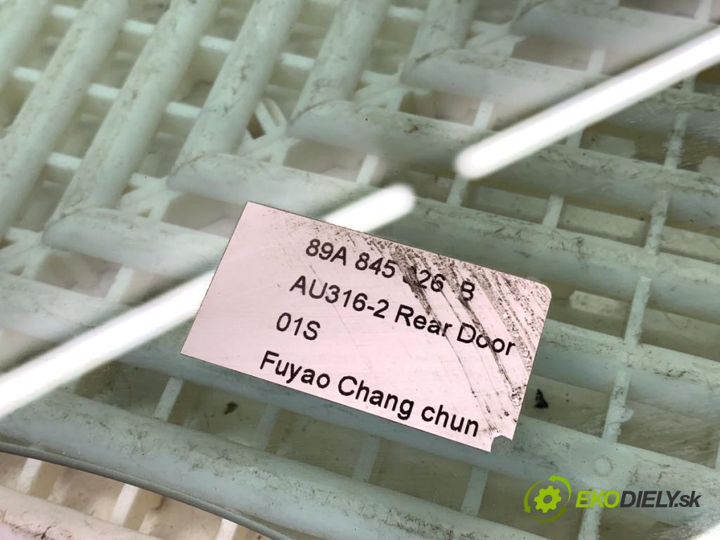 AUDI Q4 SUV 2023 150 kW 40 e-tron  Okno pravy zad 89A845026B