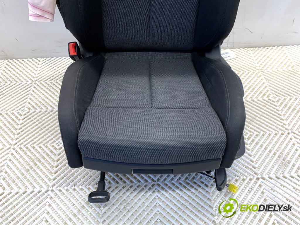 AUDI Q4 SUV 2023 150 kW 40 e-tron  Sedadlo ľavy predný