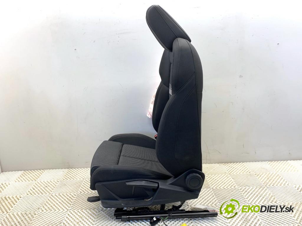 AUDI Q4 SUV 2023 150 kW 40 e-tron  Sedadlo ľavy predný