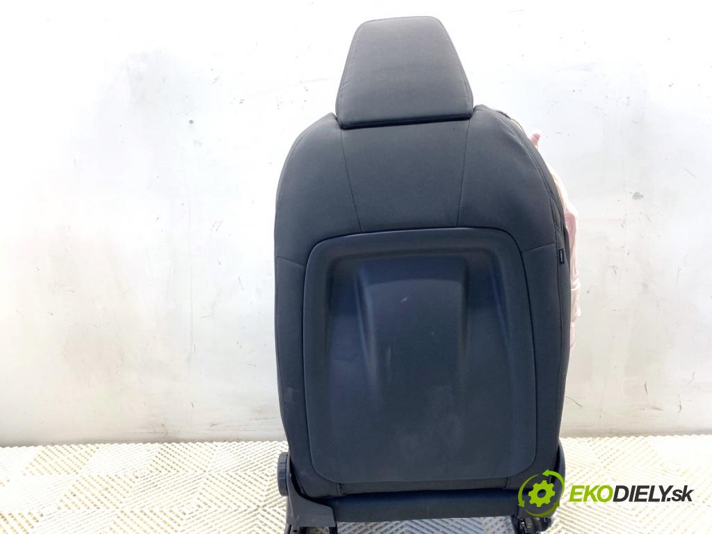 AUDI Q4 SUV 2023 150 kW 40 e-tron  Sedadlo ľavy predný