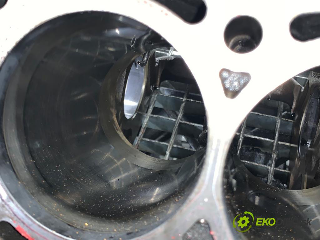 AUDI A6 C7 Kombi 2016 200 kW 3.0 TDI quattro 2967 blok Motor 059023CC CRTD (Blok motora)