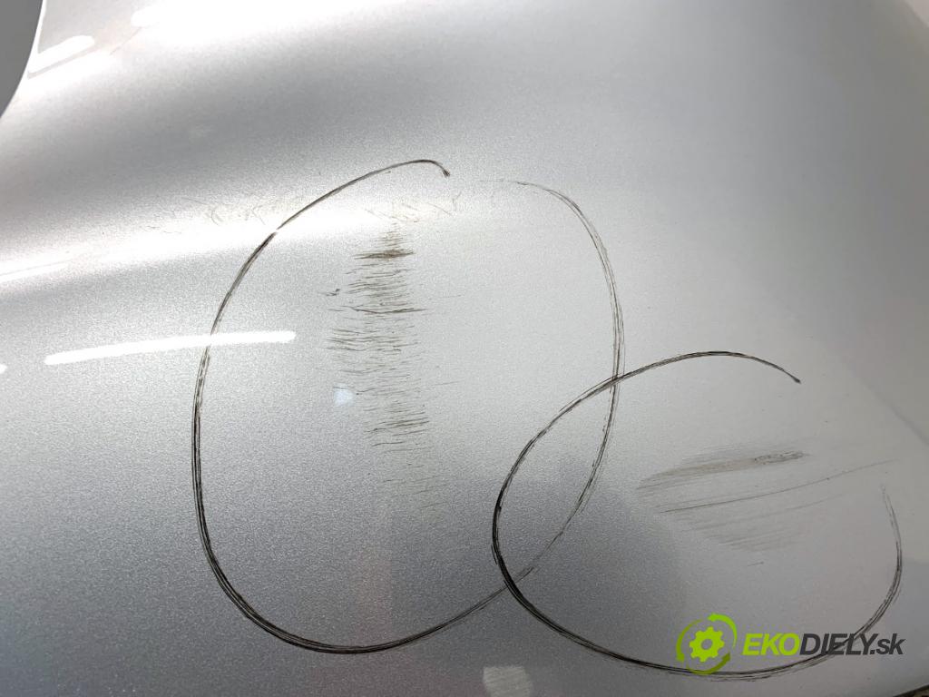 VW GOLF V liftback 2008 103 kW 1.4 TSI 1390 Nárazník zad LA7W (Kľučka dverí ostatné)