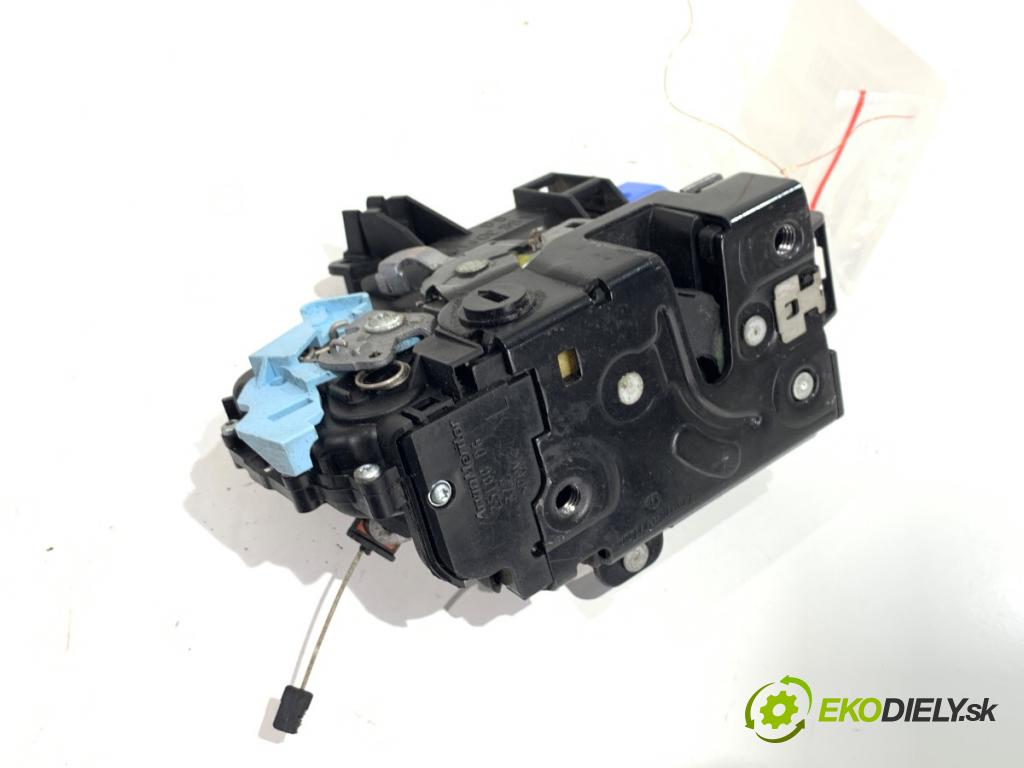 VW GOLF V liftback 2008 103 kW 1.4 TSI 1390 zámok Dvere ľavy zad 7L0839015D