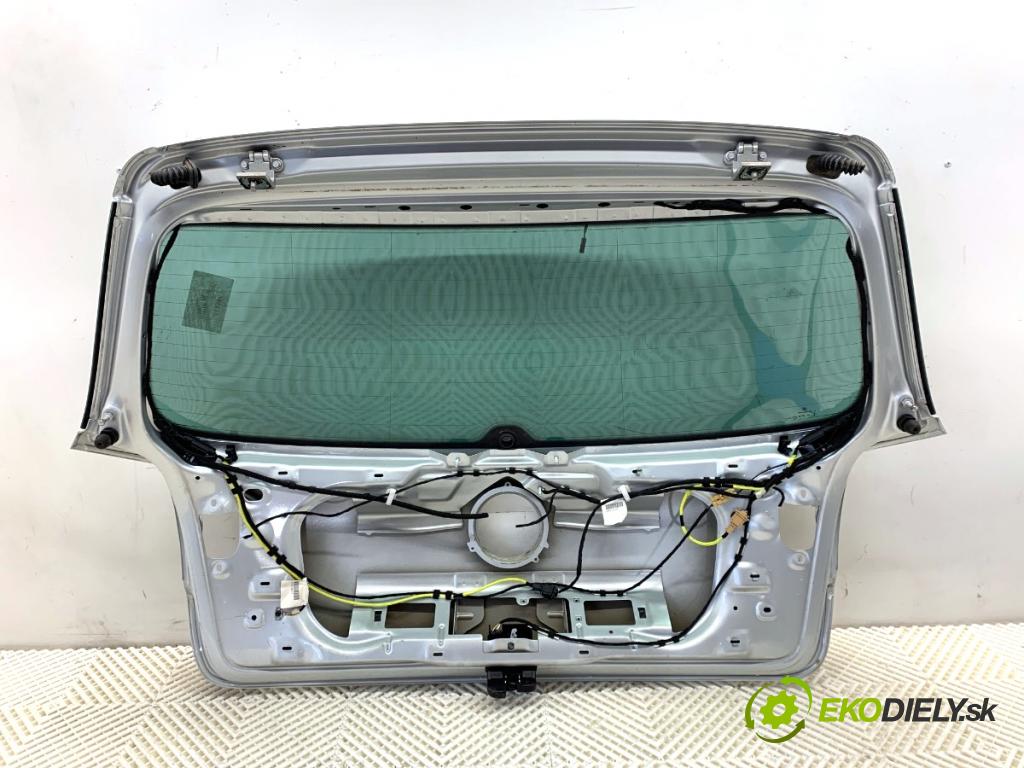 VW GOLF V liftback 2008 103 kW 1.4 TSI 1390 kapota zad LA7W