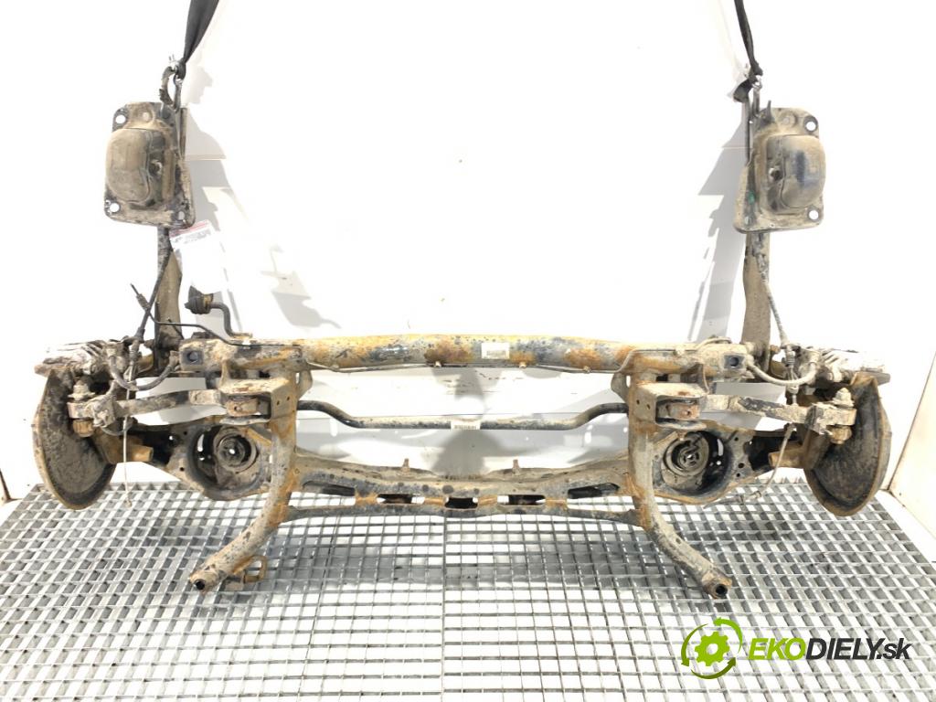 VW GOLF V liftback 2008 103 kW 1.4 TSI 1390 Výstuha zad 