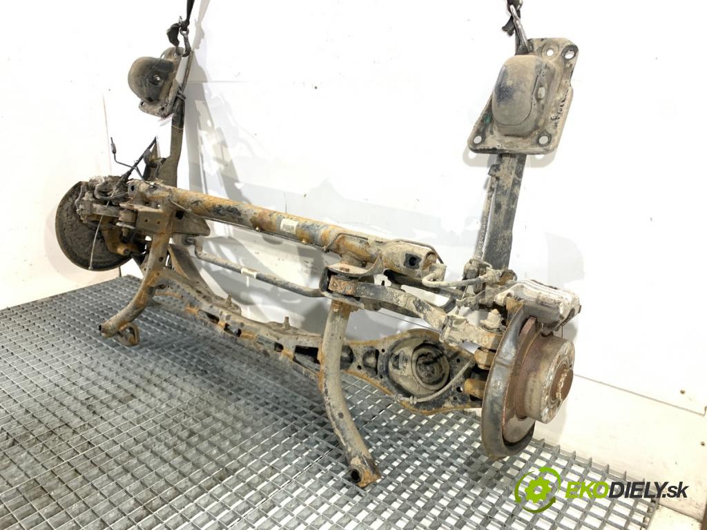 VW GOLF V liftback 2008 103 kW 1.4 TSI 1390 Výstuha zad