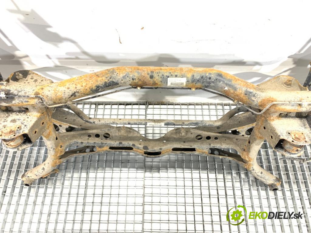 VW GOLF V liftback 2008 103 kW 1.4 TSI 1390 Výstuha zad