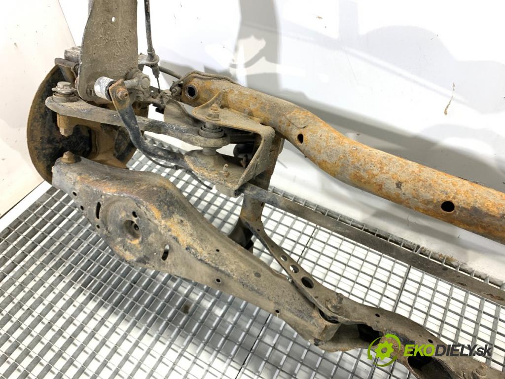 VW GOLF V liftback 2008 103 kW 1.4 TSI 1390 Výstuha zad