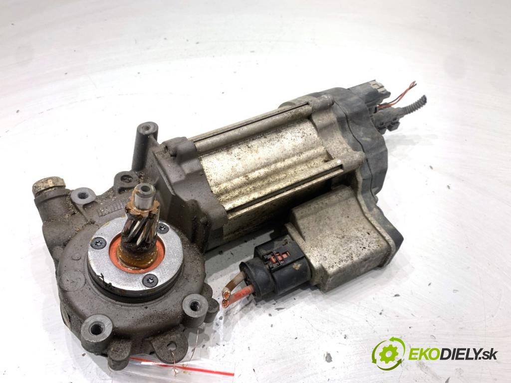 VW GOLF V liftback 2008 103 kW 1.4 TSI 1390 motor servočerpadlo 1K1909144M