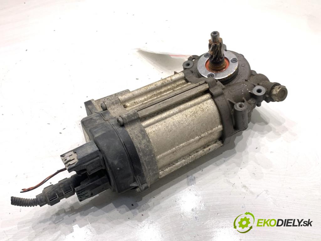 VW GOLF V liftback 2008 103 kW 1.4 TSI 1390 Motor servočerpadlo 1K1909144M