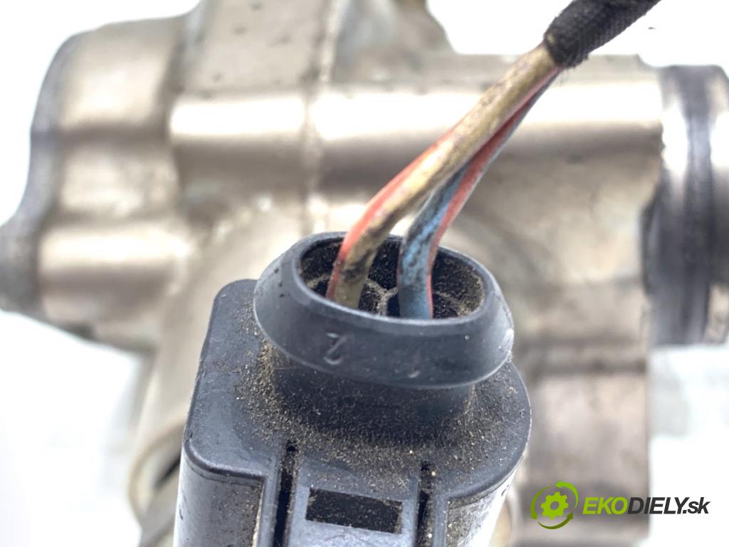 VW GOLF V liftback 2008 103 kW 1.4 TSI 1390 Pumpa vysokého tlaku 03C127025