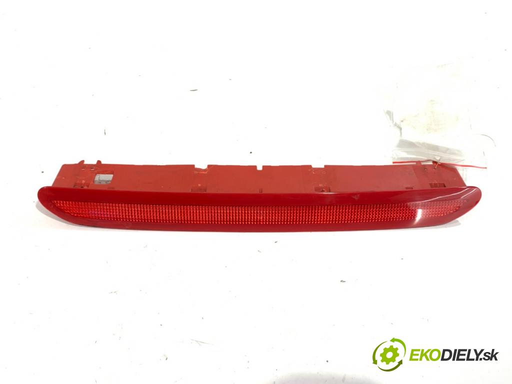 VW GOLF V liftback 2008 103 kW 1.4 TSI 1390 světlo brzdových světel 1K6945097A