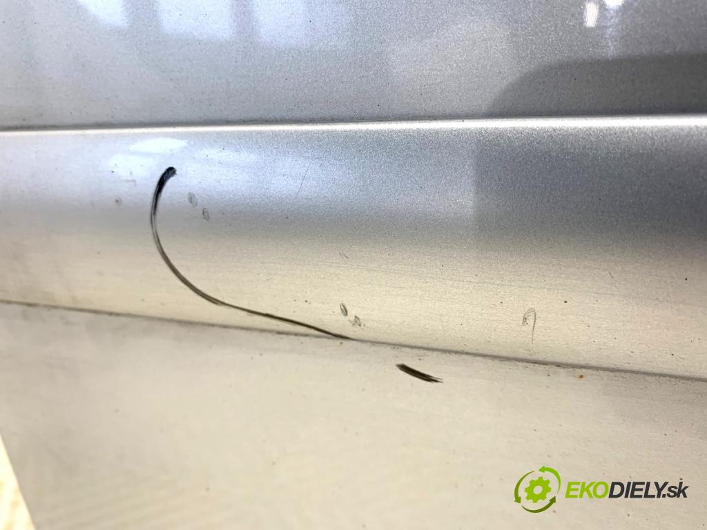 VW GOLF V liftback 2008 103 kW 1.4 TSI 1390 Dvere pravy predný LA7W