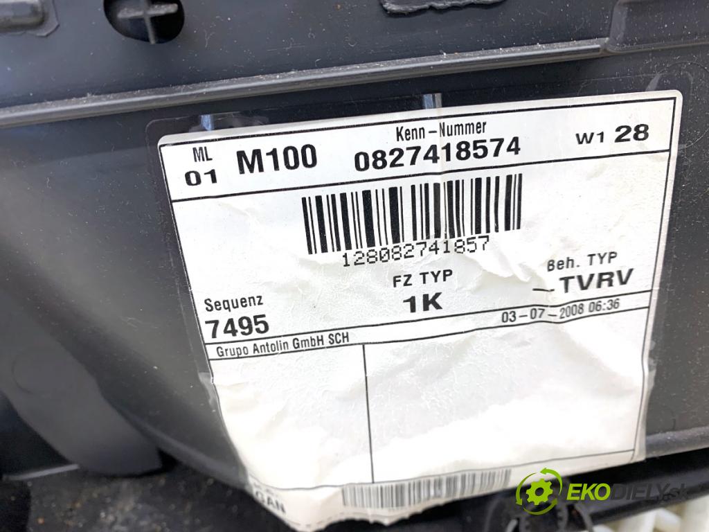 VW GOLF V liftback 2008 103 kW 1.4 TSI 1390 čalúnenie Dvere pravy predný