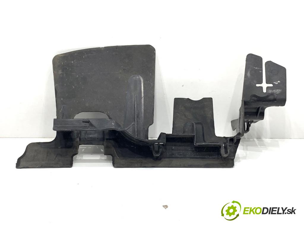 VW GOLF V liftback 2008 103 kW 1.4 TSI 1390 volant vzduchu levá strana 1K0121283F