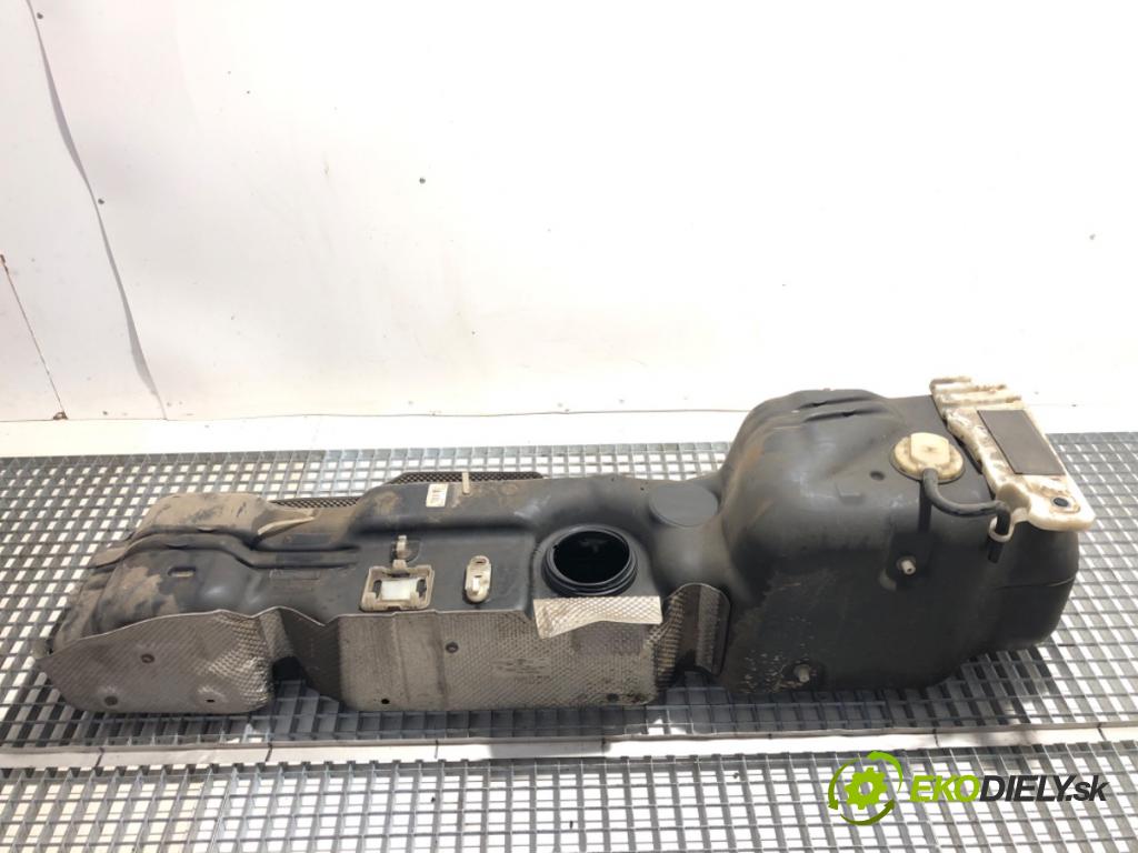 RENAULT MASTER III Skrzynia 2021 120 kW 2.3 dCi 165 FWD (FV0P, FV0U, FV11, FV12) 2298 nádržka paliva 8200947534 (Palivová nádrž)