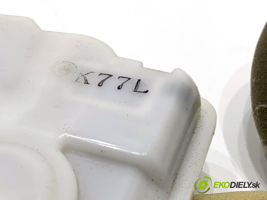 MAZDA CX-9 SUV 2016 184 kW 2.5 T AWD 2488 zámok Dvere pravy predný