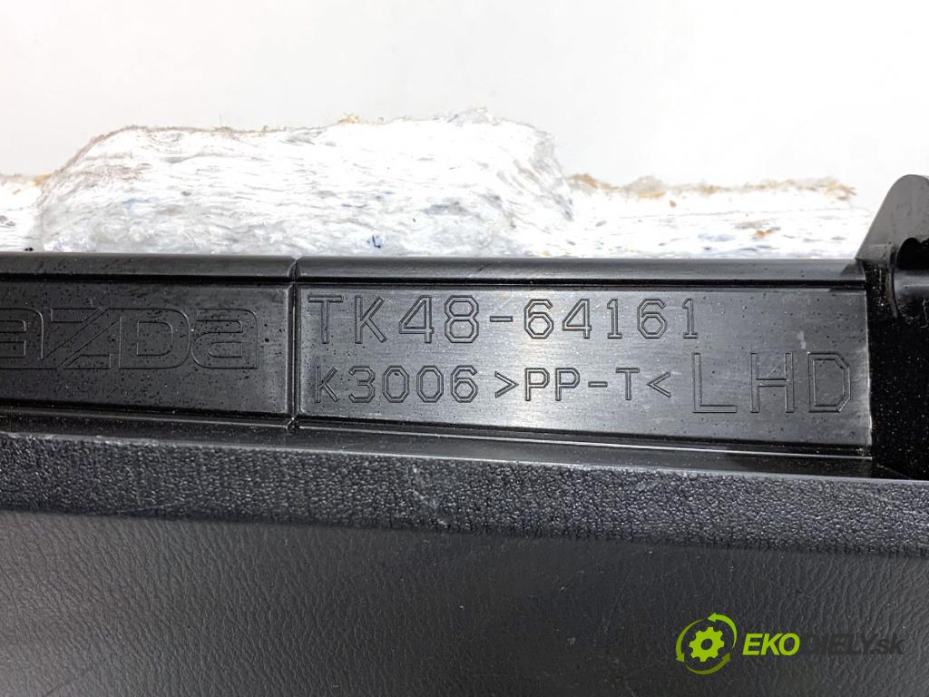 MAZDA CX-9 SUV 2016 184 kW 2.5 T AWD 2488 přihrádka kastlík spolujezdce  (Přihrádka (kastlík))