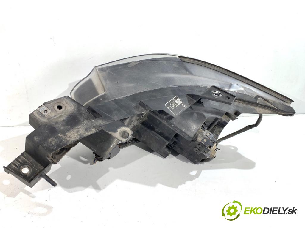 MAZDA CX-9 SUV 2016 184 kW 2.5 T AWD 2488 světlomet pravý přední část TK4951030