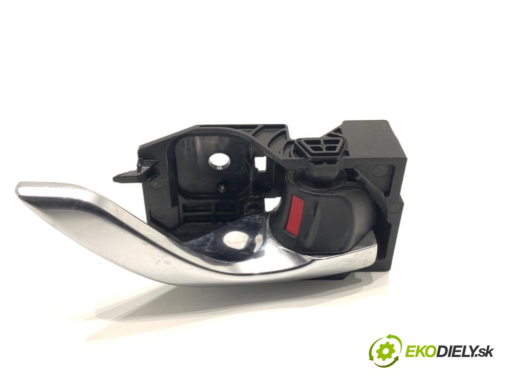 MAZDA CX-9 SUV 2016 184 kW 2.5 T AWD 2488 Kľučka vnútorná pravy predný 