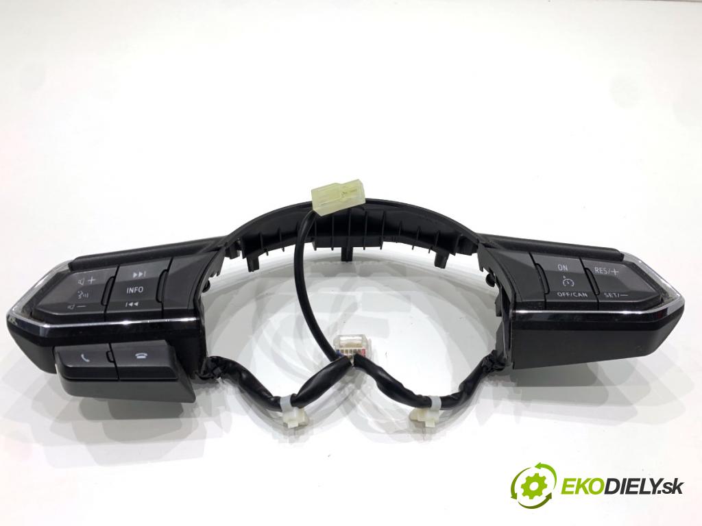 MAZDA CX-9 SUV 2016 184 kW 2.5 T AWD 2488 SPÍNAČE: volantu 