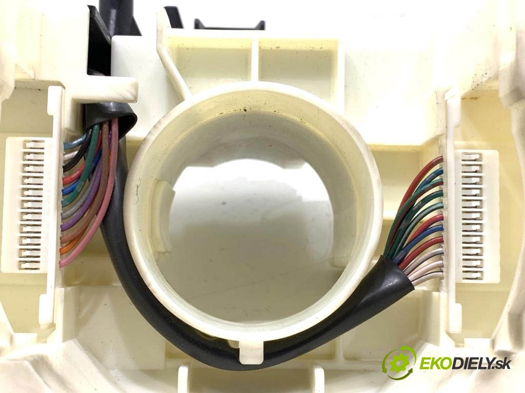 MAZDA CX-9 SUV 2016 184 kW 2.5 T AWD 2488 Prepínač kombinovaný TK48-675S0 (Prepínacie páčky pod volantom)