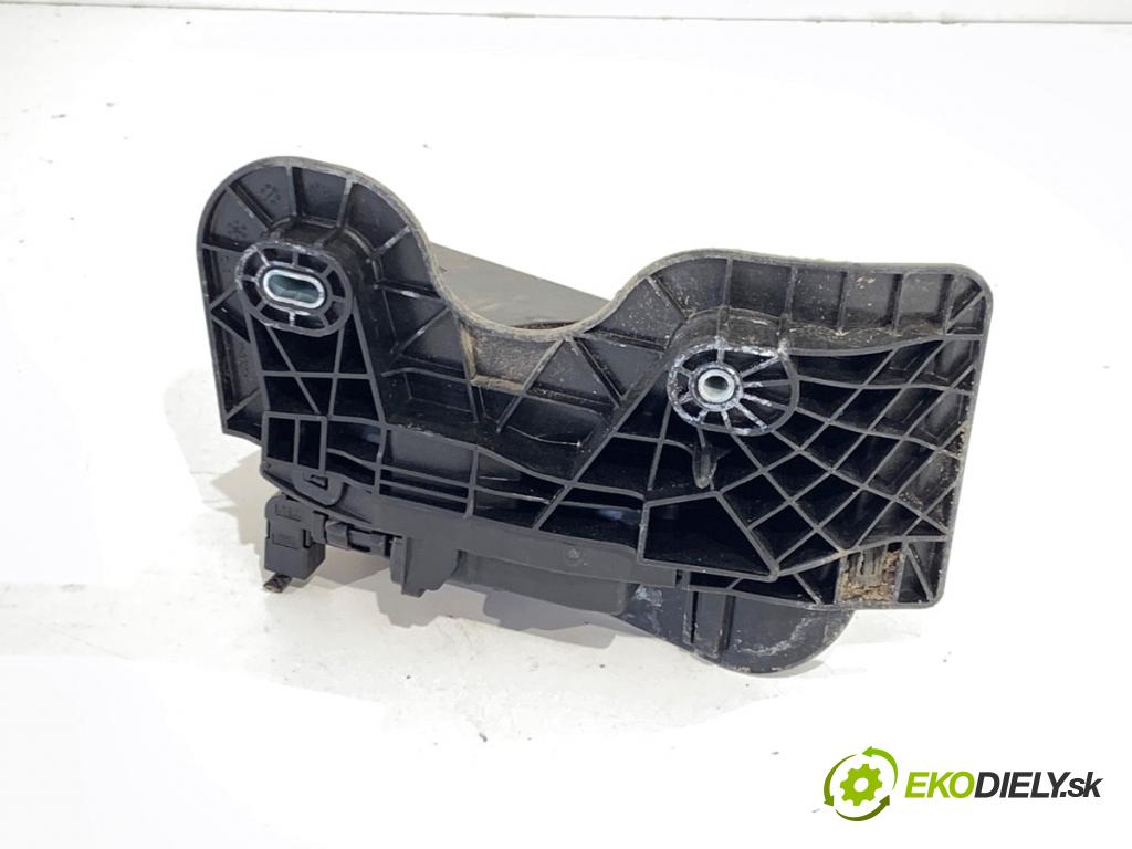 MAZDA CX-9 SUV 2016 184 kW 2.5 T AWD 2488 Potenciometer plynu GHK3-41600-E (Potenciometer plynového pedálu)