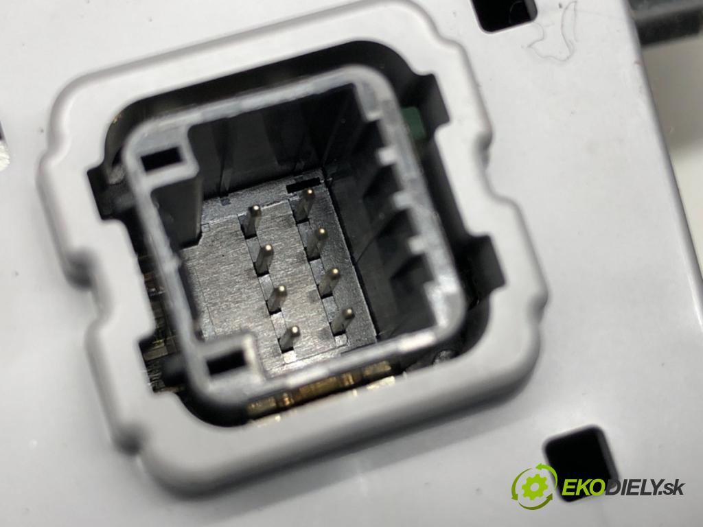 MAZDA CX-9 SUV 2016 184 kW 2.5 T AWD 2488 Panel ovládaní radia  (Páčky pod volantem)