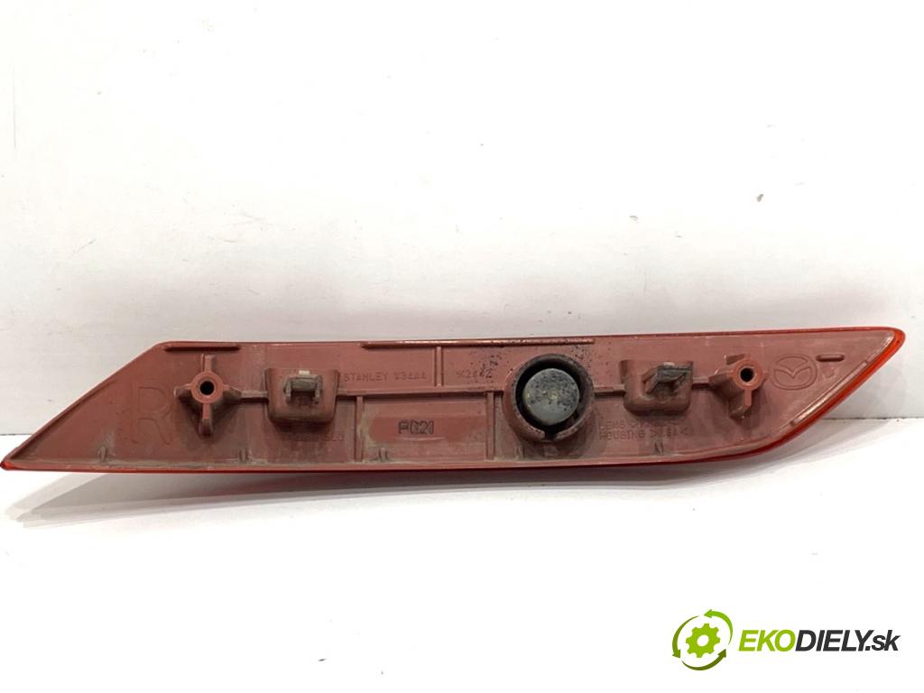 MAZDA CX-9 SUV 2016 184 kW 2.5 T AWD 2488 reflexne nárazníka pravy zad TK48515L0