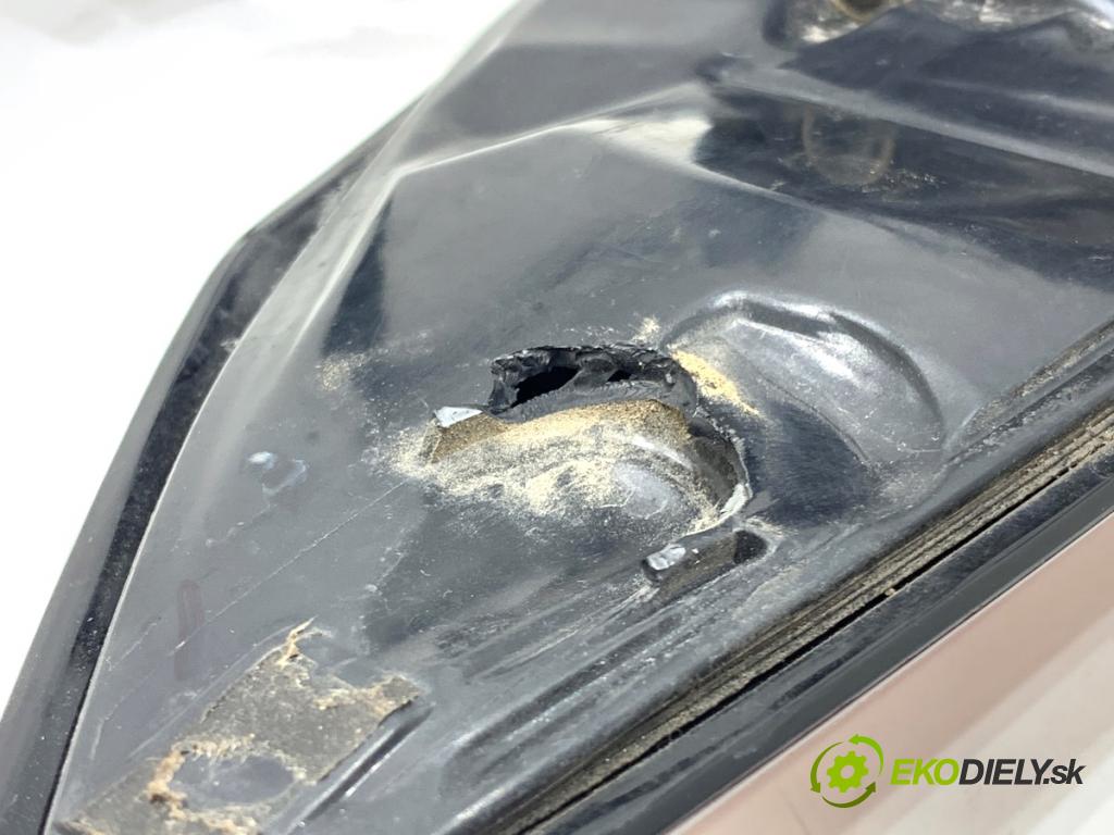 MAZDA CX-9 SUV 2016 184 kW 2.5 T AWD 2488 Svetlo ľavy zad