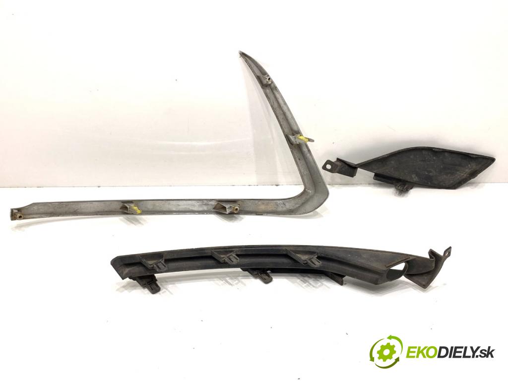 MAZDA CX-9 SUV 2016 184 kW 2.5 T AWD 2488 Mriežky nárazníka pravy predný TK50-50121 TK49-50C11