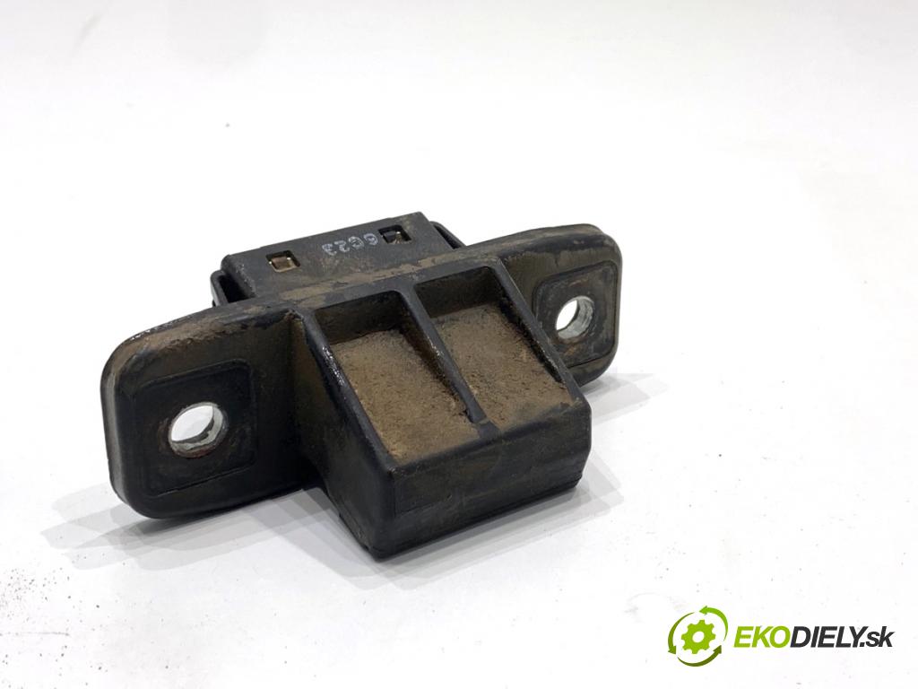 MAZDA CX-9 SUV 2016 184 kW 2.5 T AWD 2488 Kľučka dverí zad 