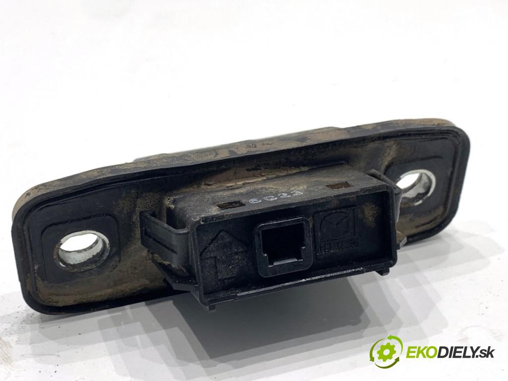 MAZDA CX-9 SUV 2016 184 kW 2.5 T AWD 2488 Kľučka dverí zad