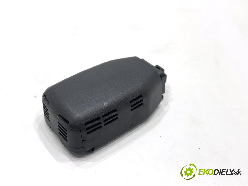 MAZDA CX-9 SUV 2016 184 kW 2.5 T AWD 2488 Snímač dažďa  (Snímač dažďa)