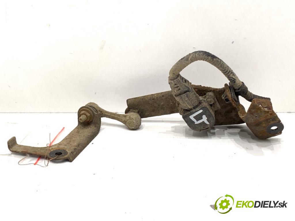 MAZDA CX-9 SUV 2016 184 kW 2.5 T AWD 2488 Snímač XENON zad ľavy