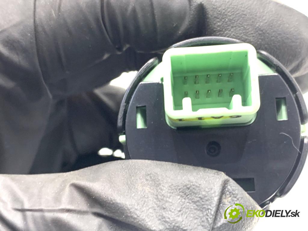 MAZDA CX-9 SUV 2016 184 kW 2.5 T AWD 2488 vypínač ZAPALOVÁNÍ: START/STOP