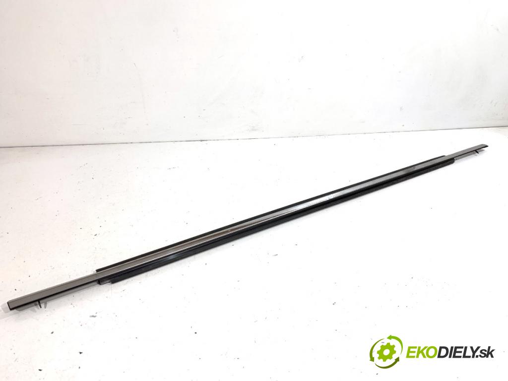 MAZDA CX-9 SUV 2016 184 kW 2.5 T AWD 2488 Lišta Sbírání: predný pravy