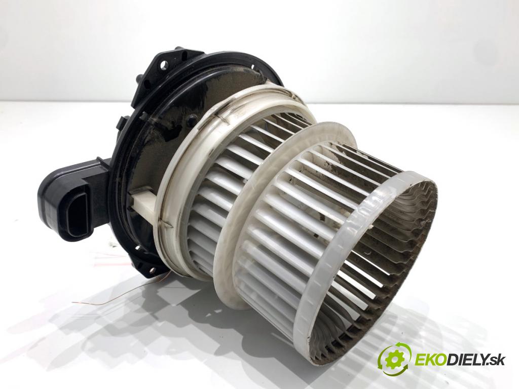 MAZDA CX-9 SUV 2016 184 kW 2.5 T AWD 2488 ventilátor kúrenia 